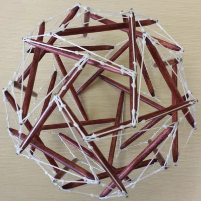 Icosahedron tensegrity